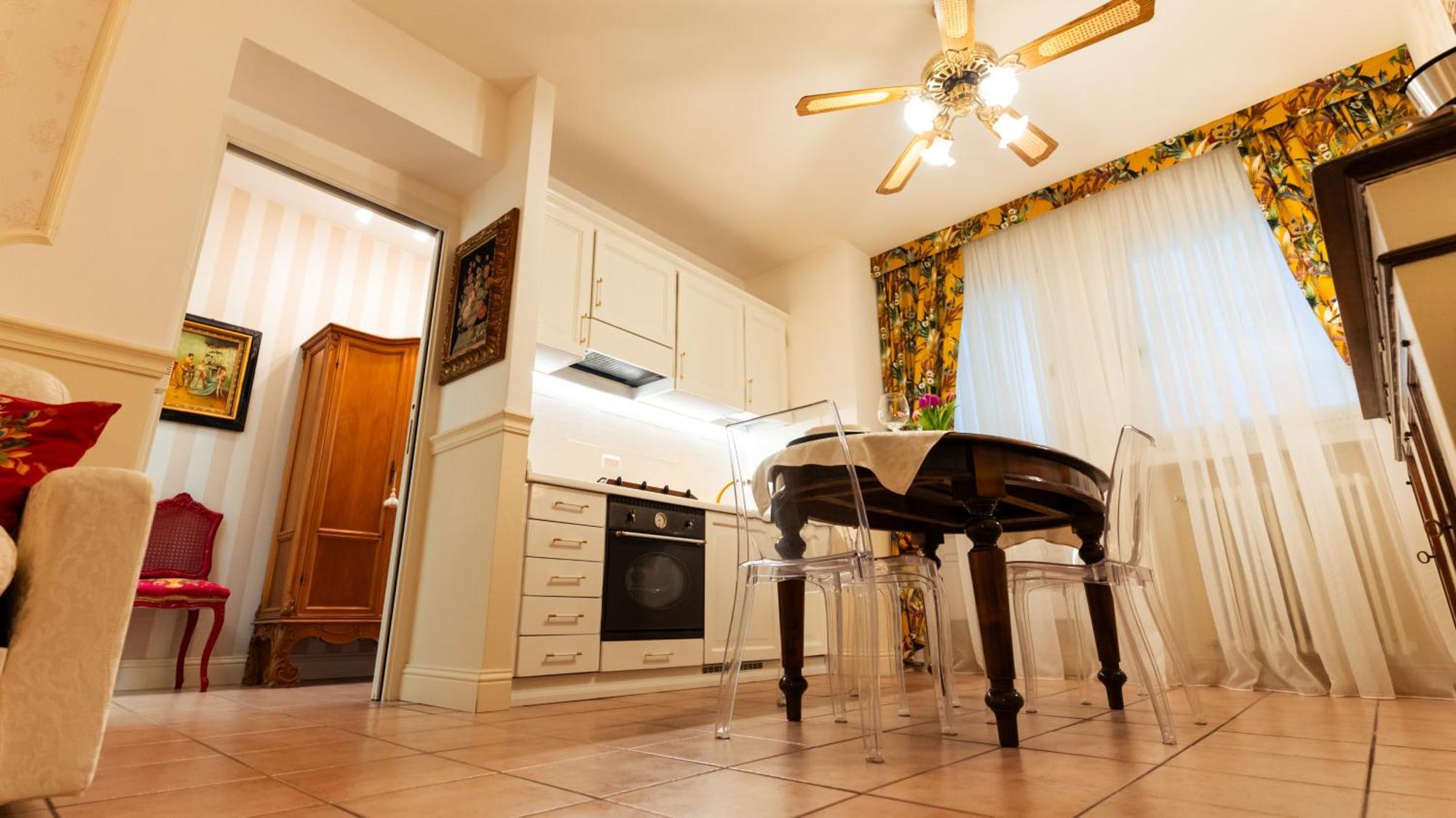 New Cozy Apartment - City Centre ليكو المظهر الخارجي الصورة